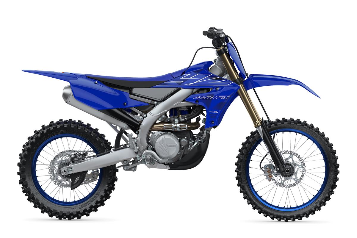 YAMAHA YZ450FX - POWER, TUNED TO PERFECTION:
Whether cutting through tight technical trails or blazing across the wide open desert, the class‑defining YZ450FX takes off‑road performance to new levels.